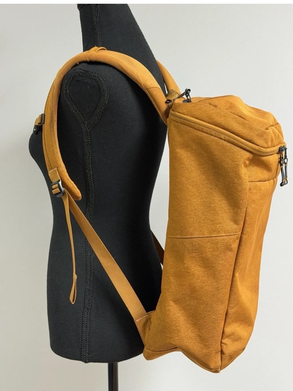 Marmot Rockridge 25L Backpack Mustard Gold Yellow Urban Commuter Laptop Bag